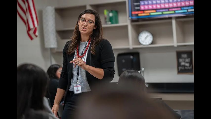 Texas schools are hiring more teachers without traditional training. They hope the state will pay to prepare them.