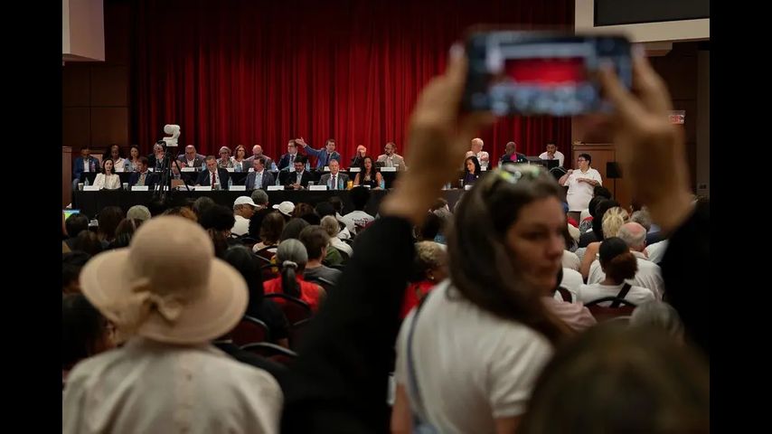 Texas House redistricting committee’s Houston hearing draws criticism over absence of maps