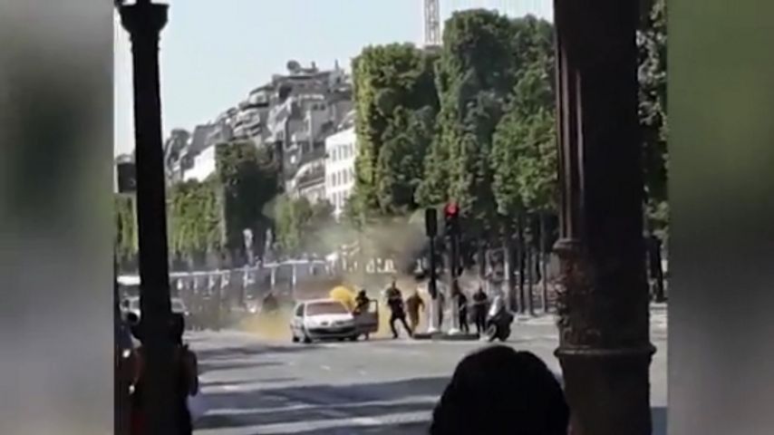 Man dead after ramming explosives-laden car into French police