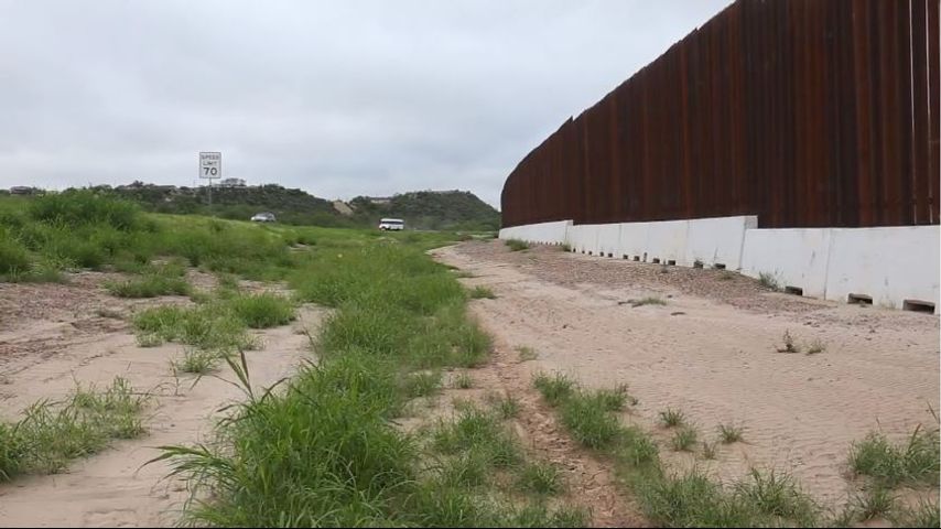 Los republicanos están ganando terreno a lo largo de la frontera Texas-México, enfatizando la seguridad fronteriza