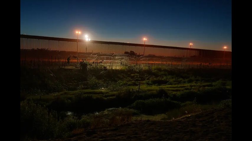 U.S. declares military zone around El Paso, allowing soldiers to arrest migrants