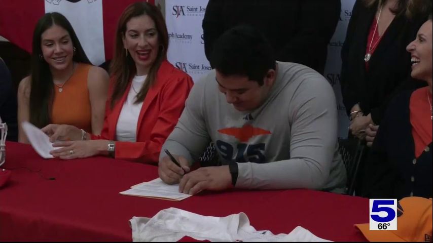 St. Joseph Academy star OL Diego De La Cruz officially commits to UTEP