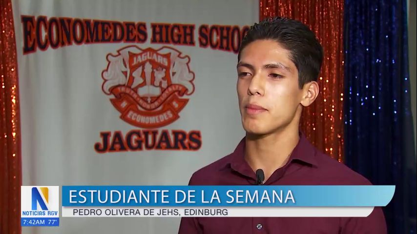 Estudiante de la Semana: Pedro Olivera de JEHS Edinburg