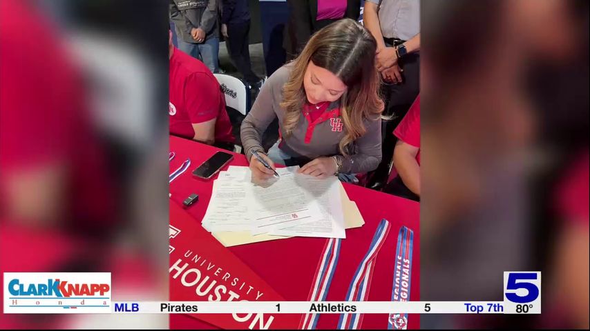 PSJA Southwest's Trevino signs for UH T&F