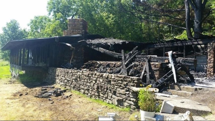 Burned former home of President Bill Clinton a total loss