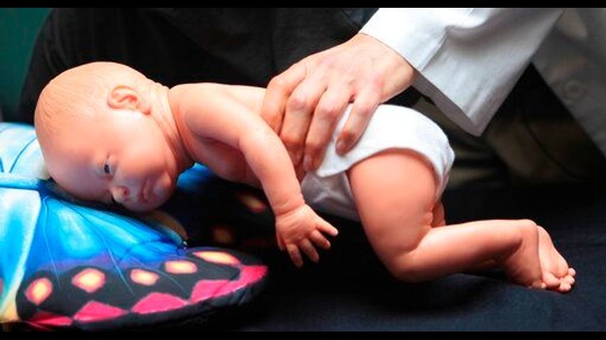 Blankets, bed-sharing common in accidental baby suffocations