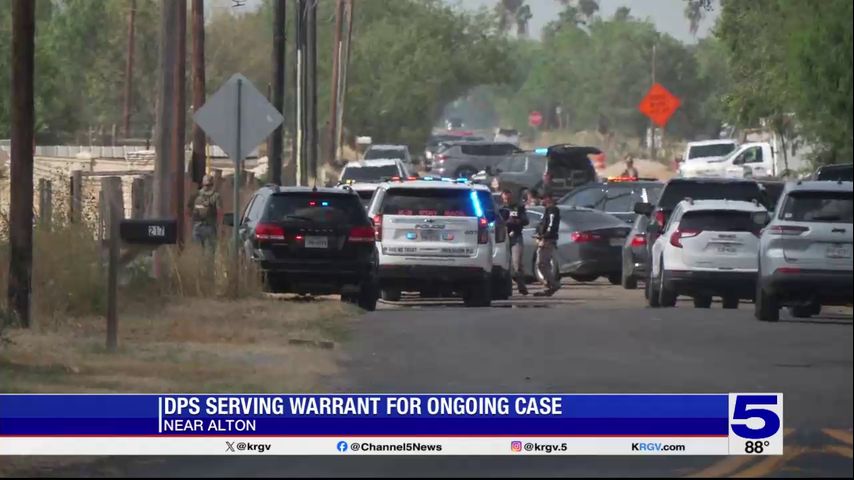 HSI agents conducting narcotics investigation near Alton
