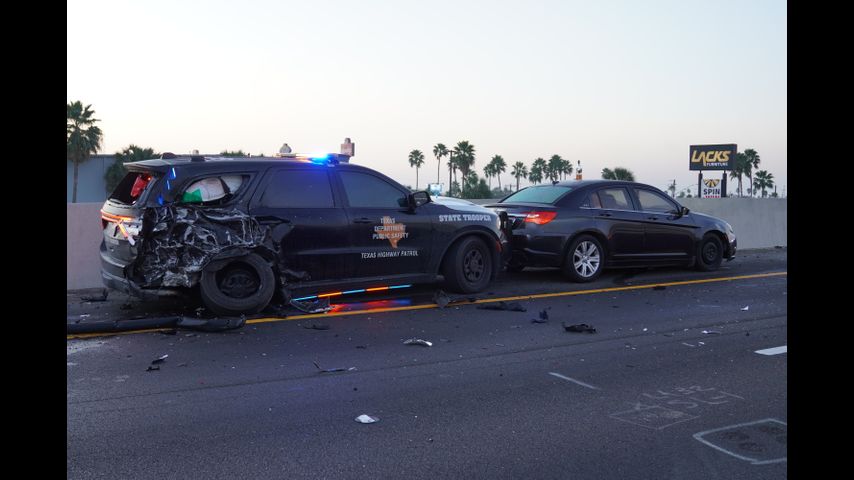 Arrestan a un hombre en Pharr tras accidente de tres vehículos con una patrulla del DPS