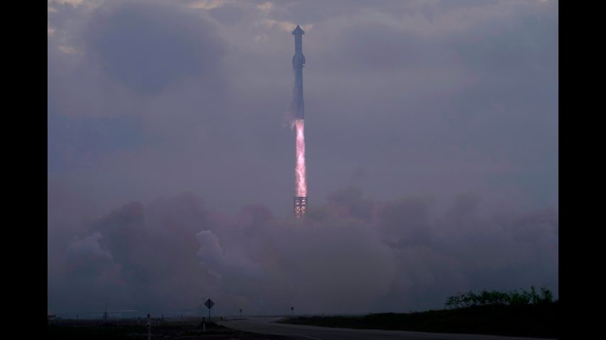 SpaceX comes close to completing test flight of mega rocket but loses spacecraft near end