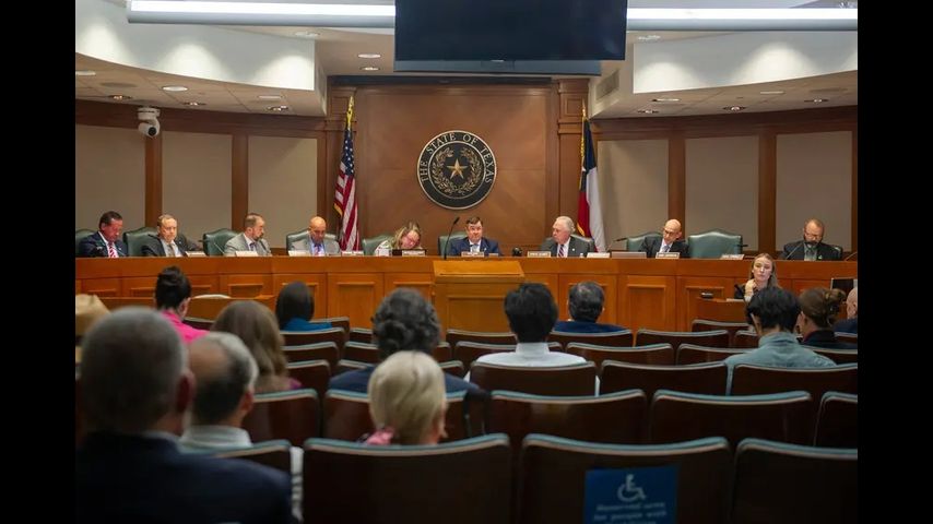 Texas House committee discusses flood bills despite standstill