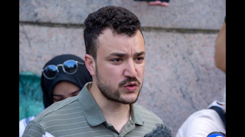 Judge orders Columbia protester Mahmoud Khalil freed from detention
