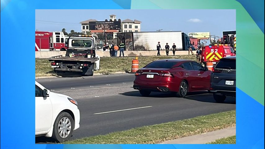 Bomberos de McAllen asistieron a un camión con remolque incendiado en