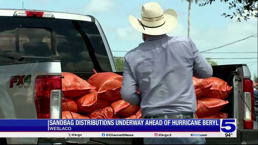 Sandbag distribution underway in Weslaco ahead of Hurricane Beryl