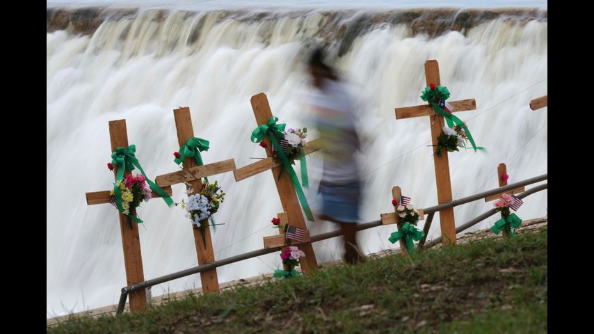 The search for those missing in catastrophic Texas floods resumes in some areas after pause for rain