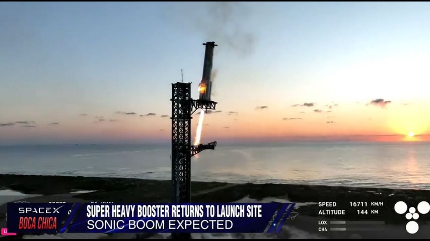 WATCH: Chopstick arms catch Starship booster as part of fifth Boca Chica launch