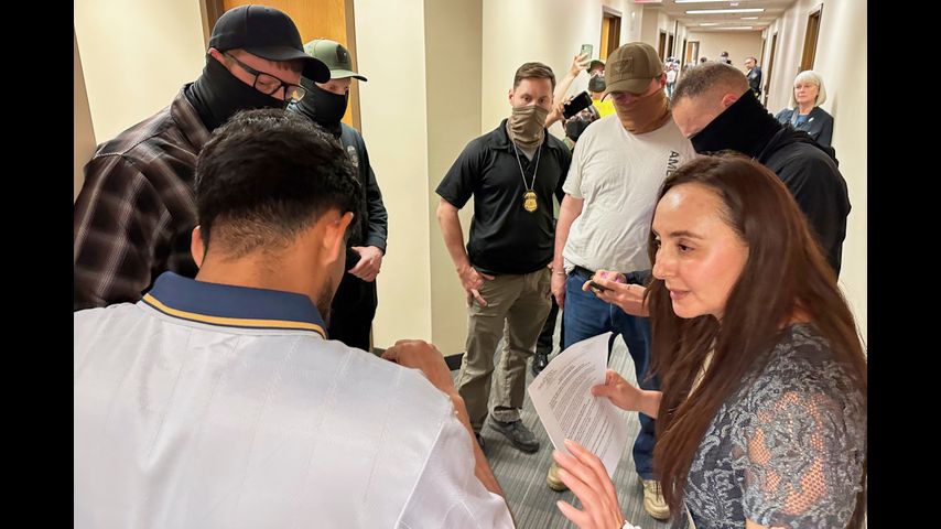 Volunteers flock to immigration courts to support migrants arrested in the hallways