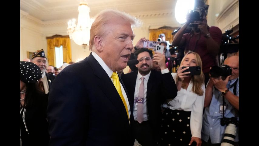 Appeals court tosses judge's contempt finding against Trump administration in prison deportations