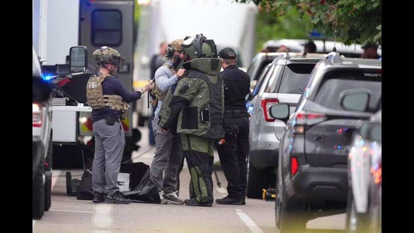 Authorities investigate after 8 injured in Colorado attack by man they say yelled 'Free Palestine'