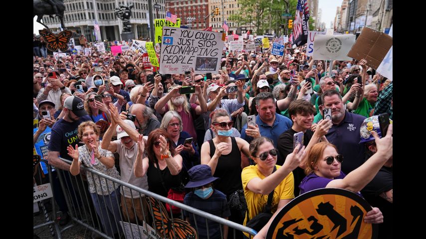 May Day demonstrations in US and around the globe protest Trump agenda