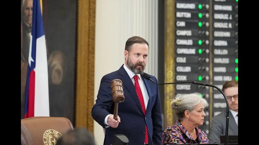 Texas House votes to track down, arrest Democratic lawmakers who left the state