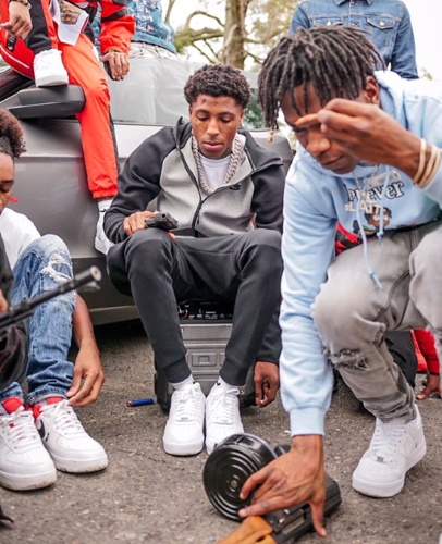 Nba Youngboy S Actions During Recent Music Video Shoot Spark Concerns - nba youngboy roblox id codes 2020