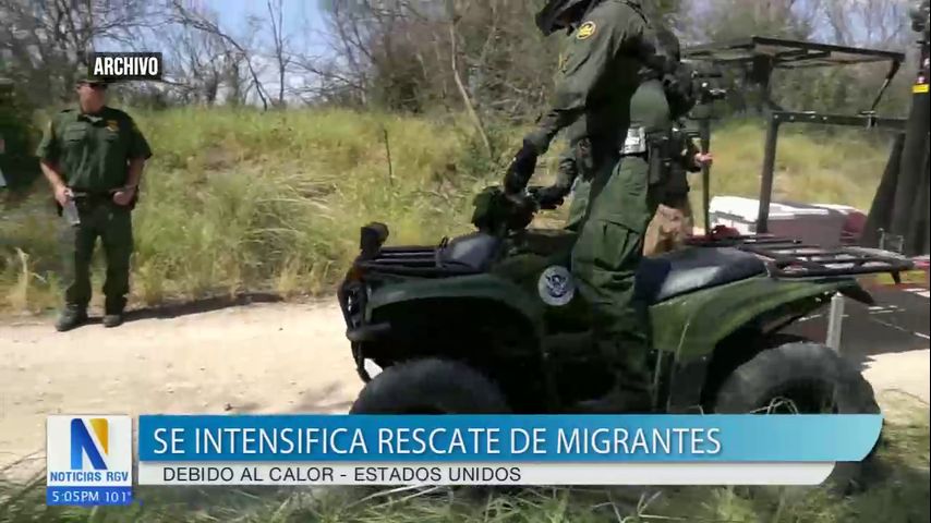 Aumentan rescates de migrantes por calor en la frontera