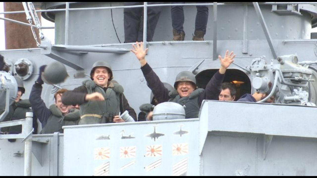Tom Hanks Wwii Drama Filming Aboard Uss Kidd This Week