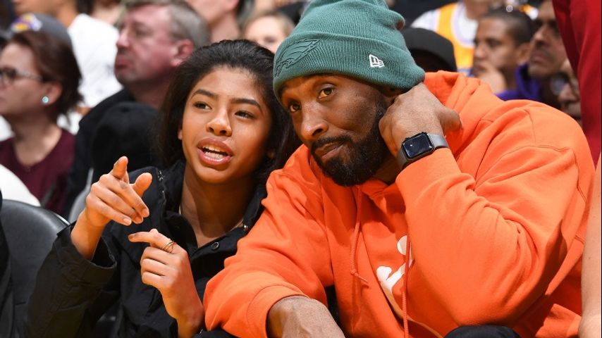 Kobe Bryant, daughter killed in copter crash, 7 others dead