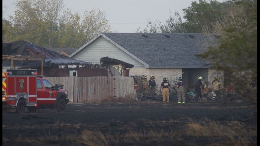 Homes evacuated as firefighters battle fire in Weslaco
