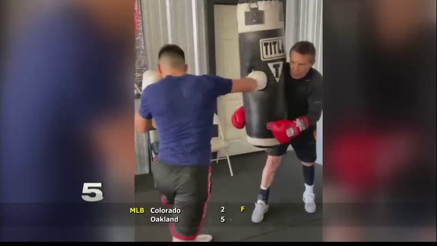 Omar Juarez Trains With Julio Cesar Chávez