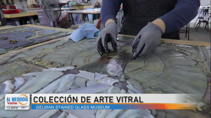 La Entrevista: Arte y colección vitral en el Gelman Stained Glass Museum