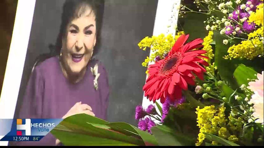 La actriz mexicana Carmen Salinas falleció este jueves a los 82 años de edad