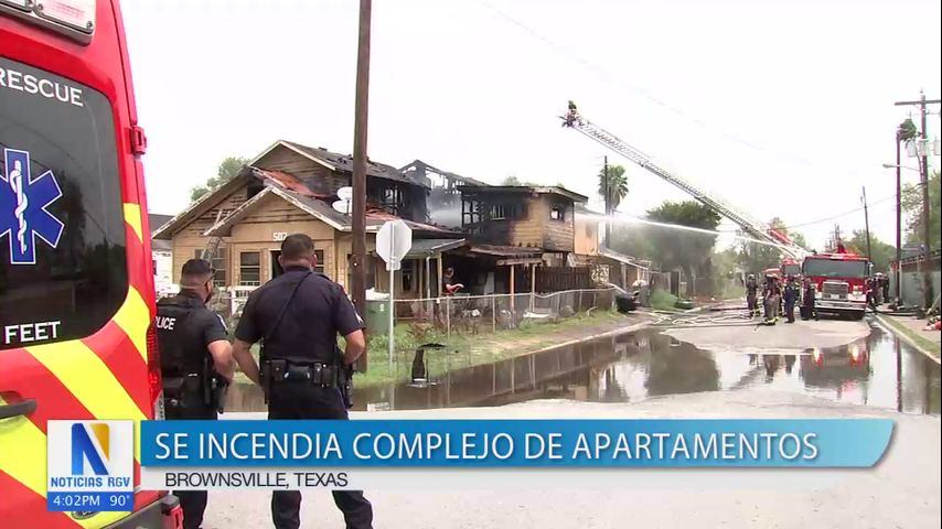 Se incendian apartamentos de Brownsville