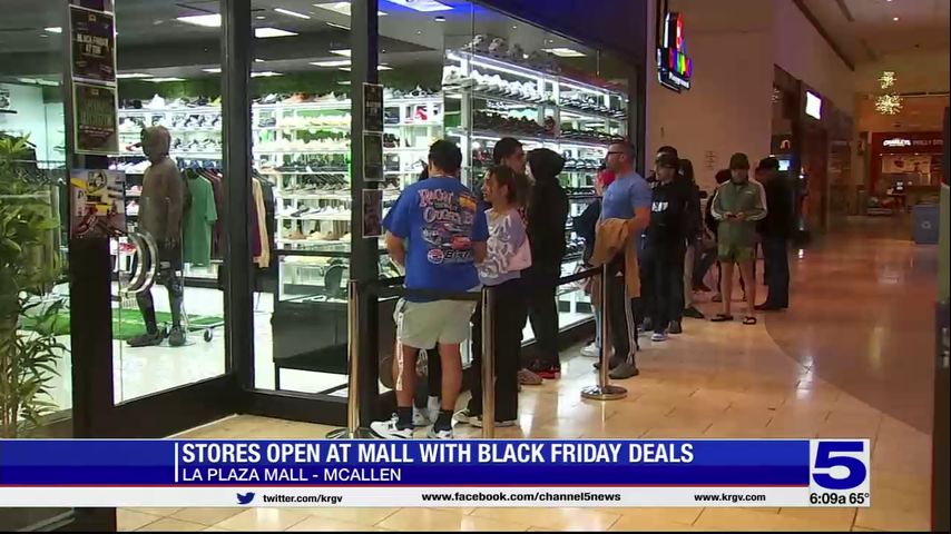 Stores open at La Plaza Mall with Black Friday deals