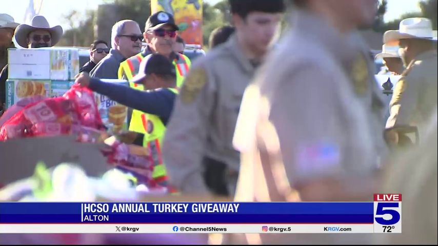 Hidalgo County Sheriff's Office holds turkey giveaway