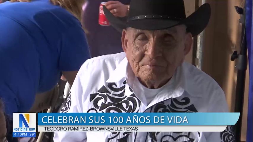 Hombre de Brownsville celebran sus 100 años de vida