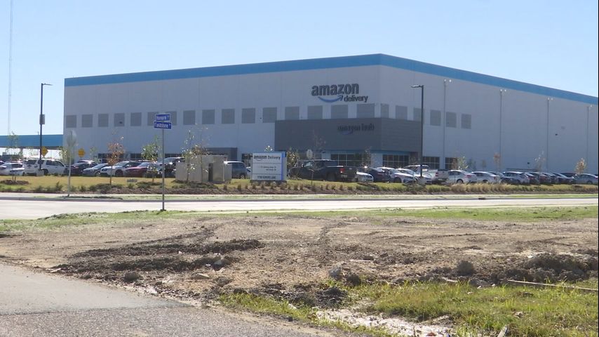 Lafayette Fulfillment Center To Join Br Amazon Facility Others In La As Online Retailer Expands Here