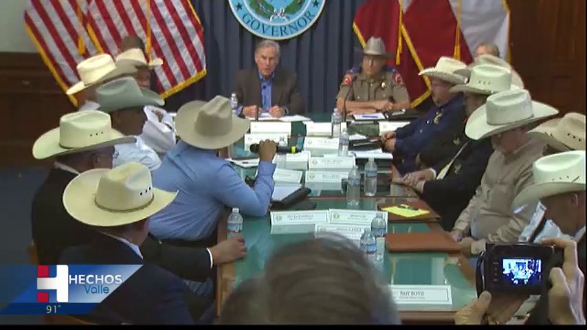 Reunion de alguaciles  por la seguridad fronteriza con el gobernador de Texas