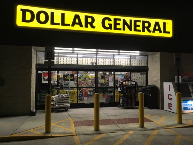 dollar-general-manager-fired-after-sharing-post-about-unionizing