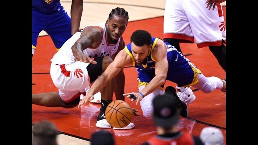 Warriors hang on to stay alive, win Game 5 of NBA Finals