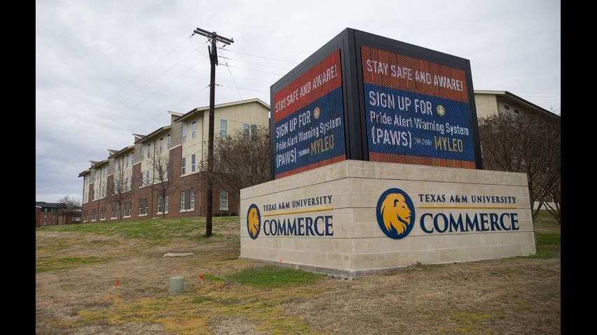 Man arrested in slaying of 2 sisters at Texas dormitory