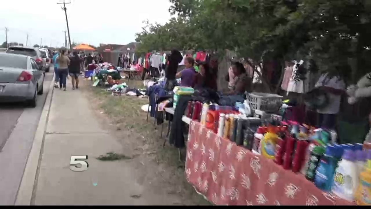 Texas Longest Yard Sale Starts In Brownsville