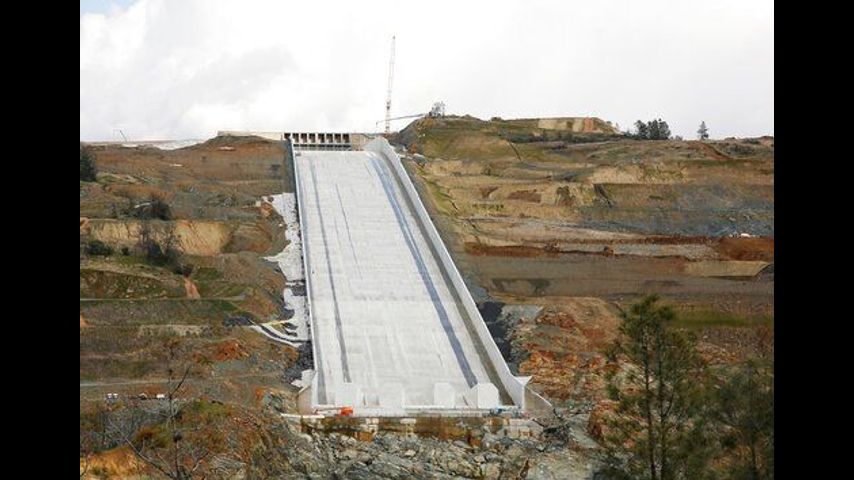 1st use of California dam's rebuilt spillway anticipated