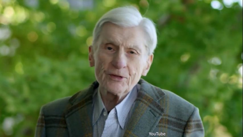 John Warner, former Senator and spouse of Elizabeth Taylor, dies at 94 - Vimarsana News