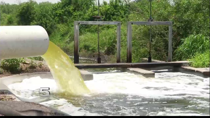 Floodwaters in Santa Rosa Being Pumped Out, Residents Living in Lake Bed