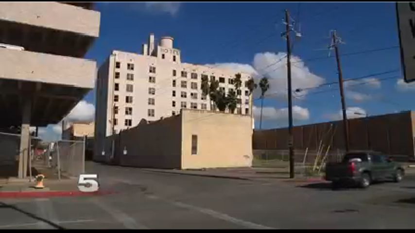 Former Firefighter Recalls Similar Blaze at Brownsville Hotel El Jardin 