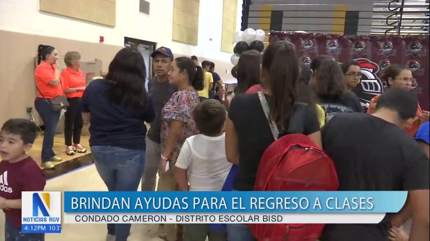 Distrito Escolar Independiente de Brownsville realiza actividad comunitaria de útiles escolares