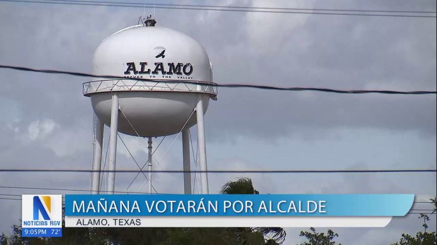 Residentes votan por alcalde de Alamo