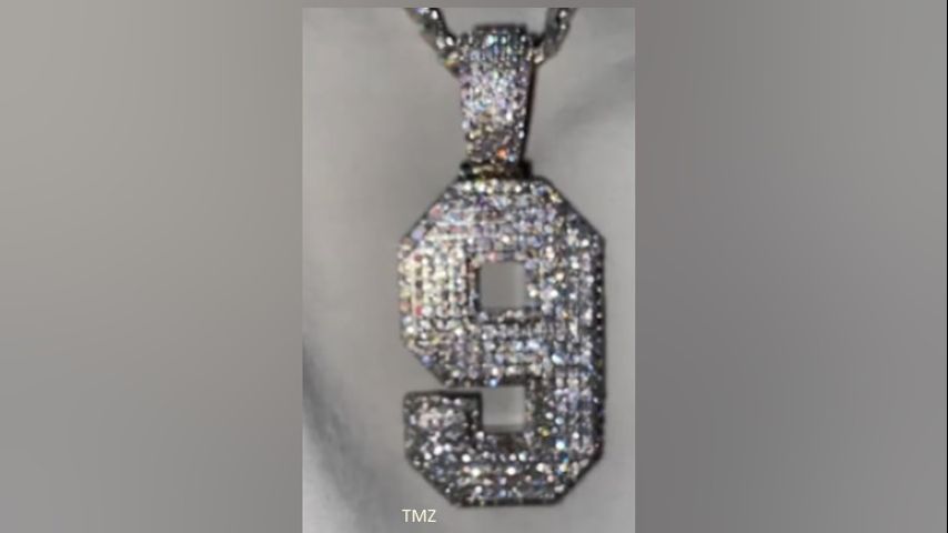 Joe Burrow Says The Diamonds In His Chain Are Real: “I Have Too