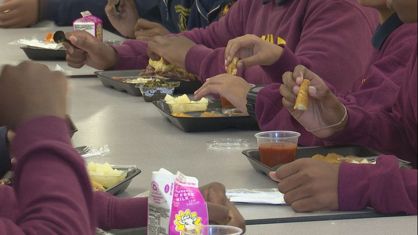 How East Baton Rouge child nutrition plans balanced meals for thousands of students daily